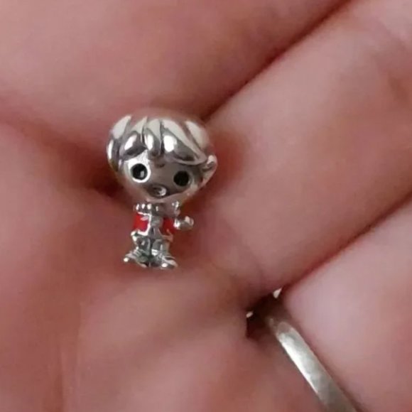 Sterling Silver  Ron Weasley Harry Potter Charm - Picture 2 of 4